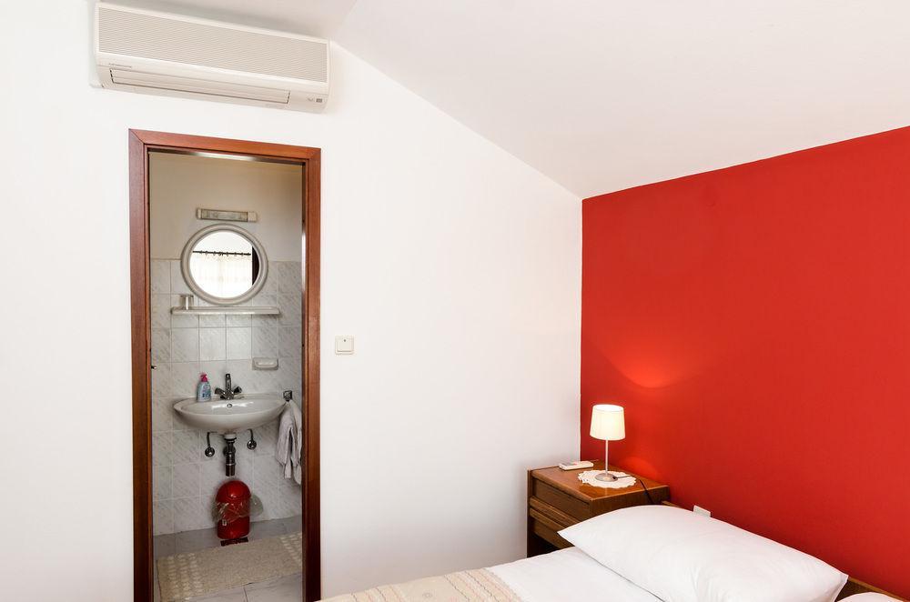 Guesthouse Moretic Orasac Bagian luar foto